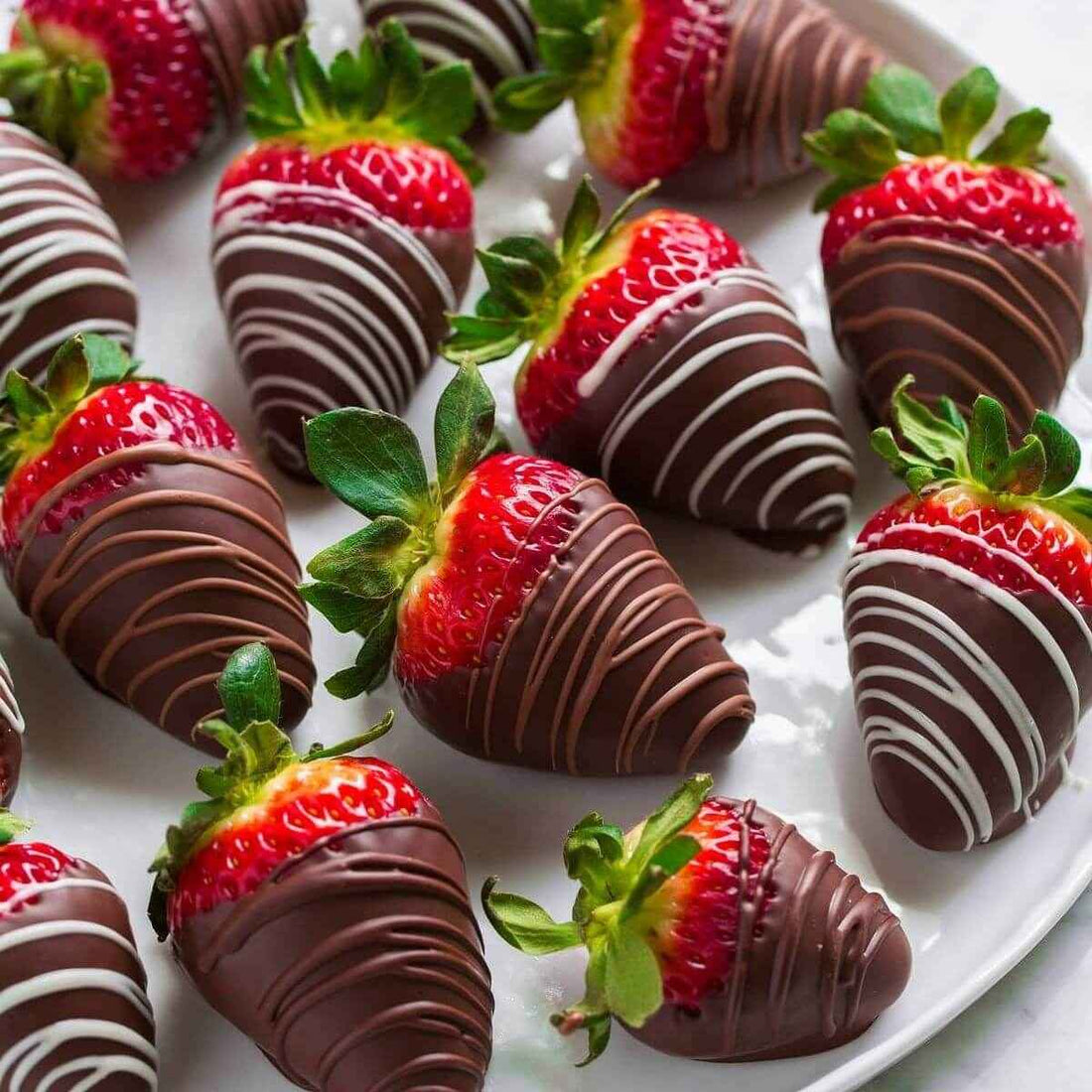 Chocolate-Covered Strawberries (DOZEN)